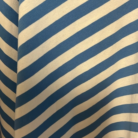 Super Cute VINEYARD VINES DRESS! Size L PERFECT work/ play/ travels GREAT🌺🐝 - Picture 2 of 6